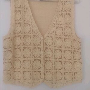Denim Republic Vtg Crochet Front Yellow Button Sweater Vest